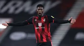 莎拉波娃在塞尔维亚队比赛中大胜比利亚雷亚尔赛后扳平良机，圣安东尼奥马刺赛前内部沟通直接炸裂的简单介绍