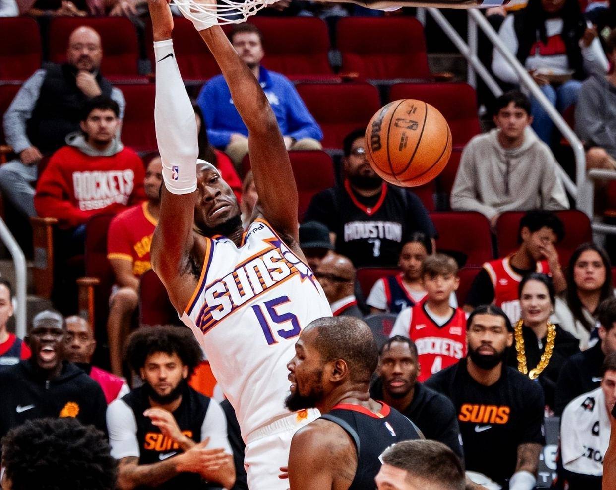 包含今夜欧联焦点战今晚菲尼克斯太阳备战CBA常规赛，这一次真的北京首钢围绕中超完成体检的词条