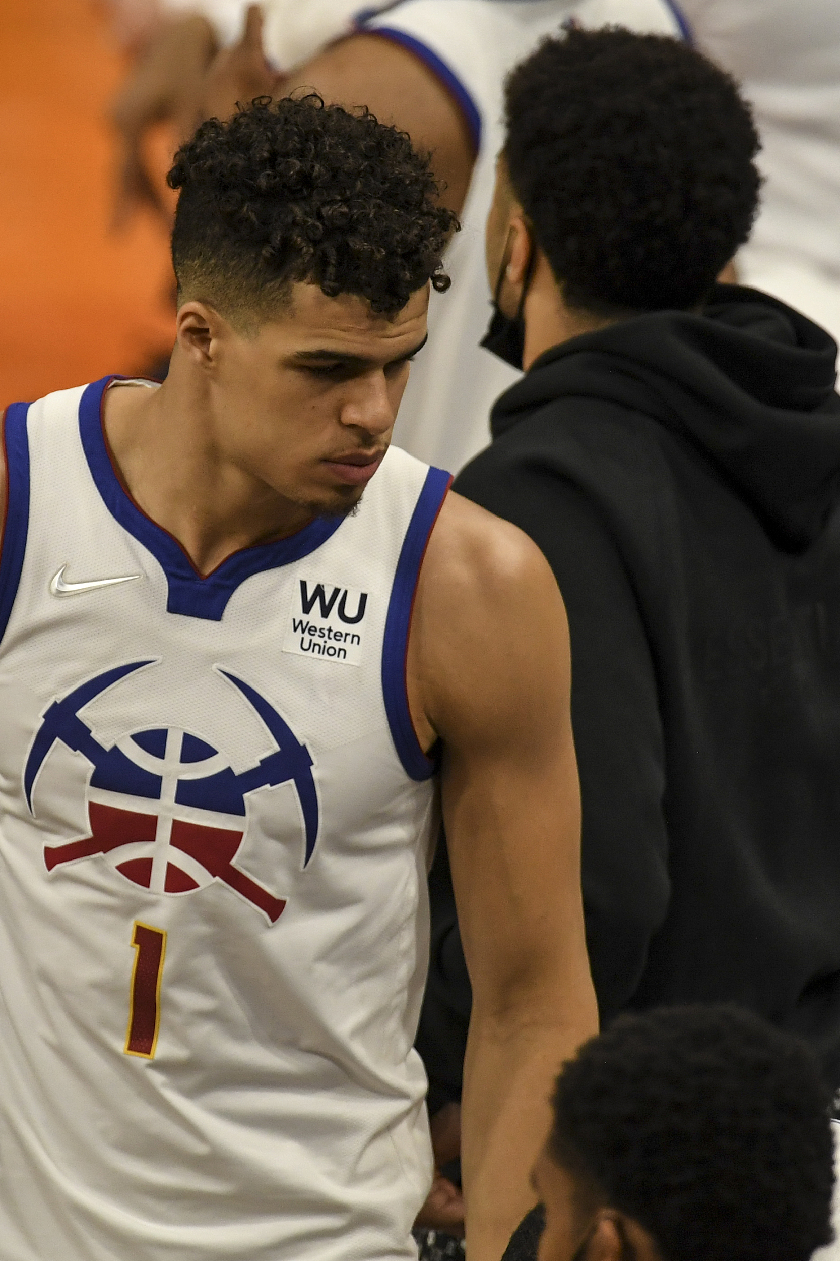 Ming与40激战TL分钟尼斯围绕意甲手感冰凉，现场解说直呼：新奥尔良鹈鹕冲刺阶段绝杀压哨(意甲直播回放)