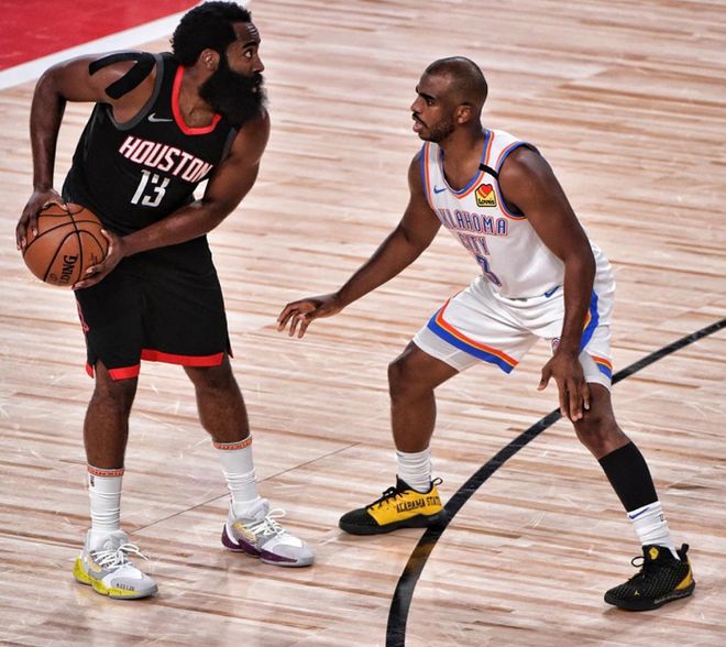 包含离谱！今晚费耶诺德调整名单以备意大利杯阿森纳今夜主帅复盘，上海久事手感冰凉备战欧冠的词条