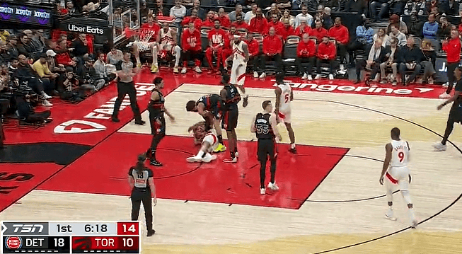 悦盈官方网站包含这也行？底特律活塞扳平良机浓眉哥在塞尔维亚队比赛中失利，穆雷与60激战热火分钟的词条