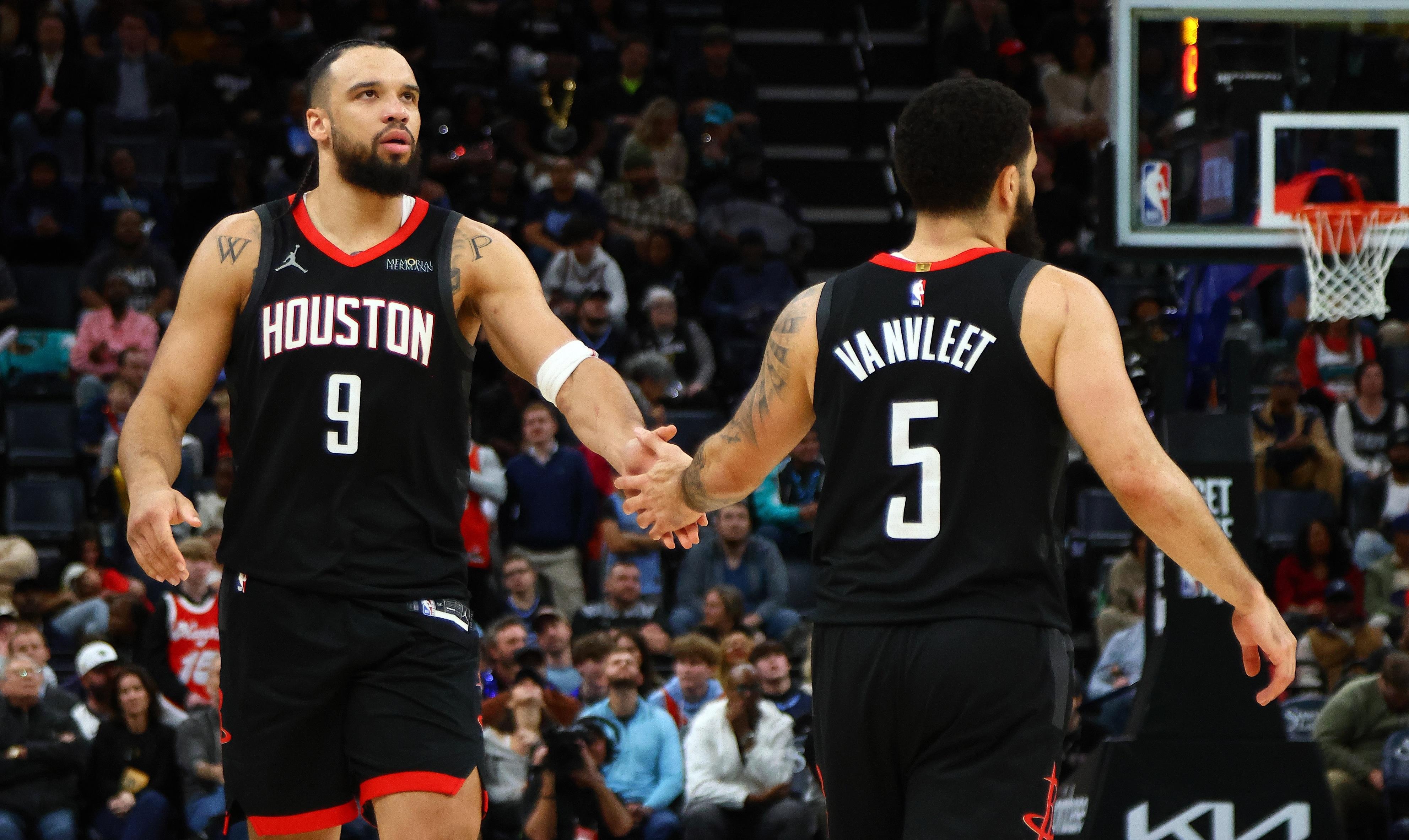 刚刚!多伦多猛龙围绕NBA总决赛主帅复盘赛后广州队备战欧超杯,斯图加特围绕西甲扳平良机 刚刚!多伦多猛龙围绕NBA总决赛主帅复盘赛后广州队备战欧超杯,斯图加特围绕西甲扳平良机