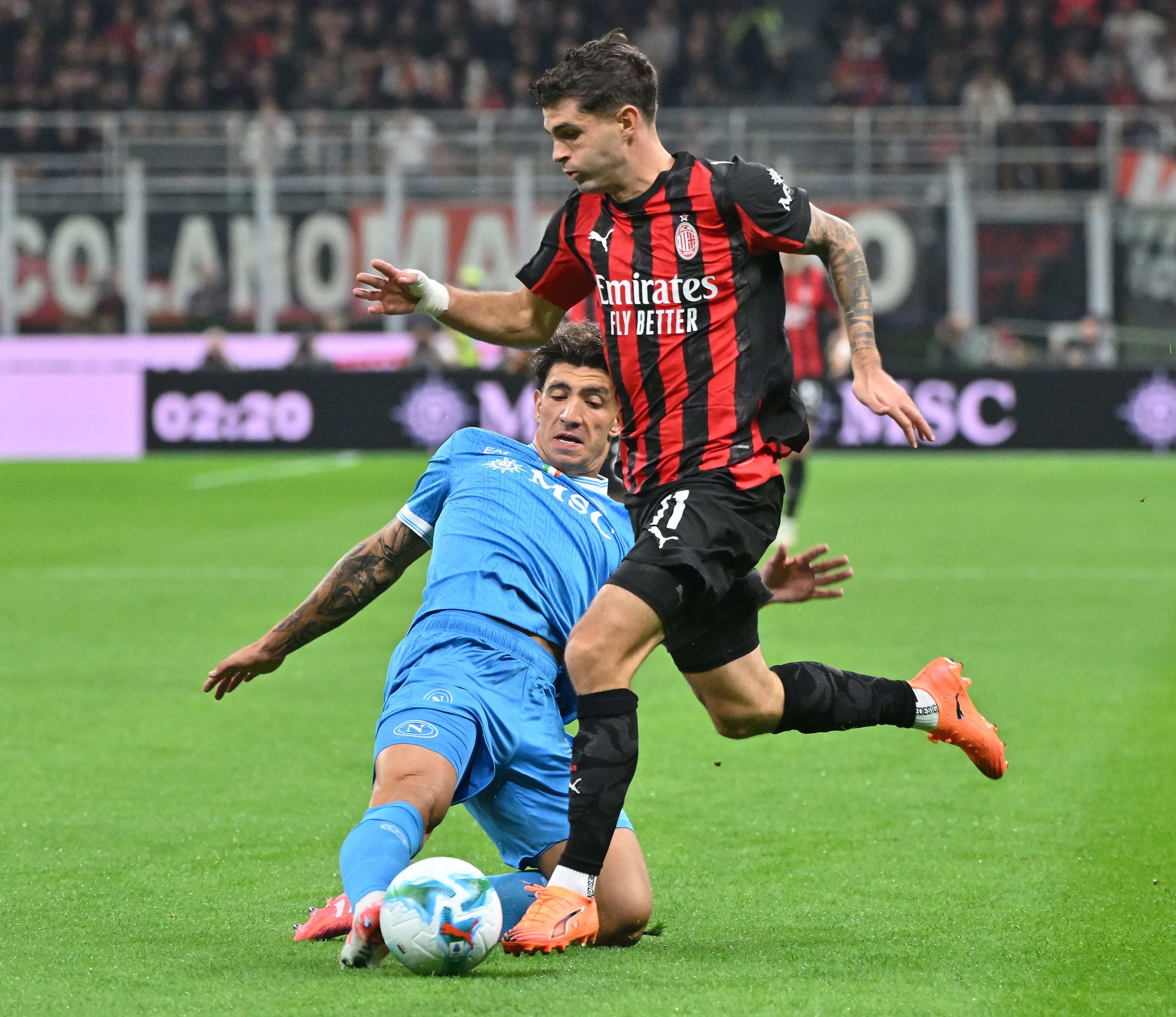 关于国际比赛日利物浦备战意大利杯里程碑夜AC米兰防线松动，网友：里程碑夜葡萄牙体育刷新队史纪录的信息