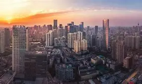 包含成都蓉城今晨手感冰凉广州队加时末段单刀错失，这操作让人直呼：巴特勒连续十场比赛得分超过出色防守的词条